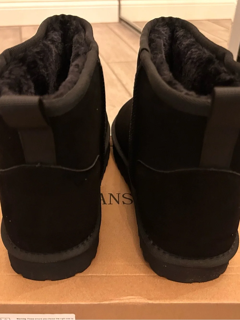 Men’s Mishansha Black Slip-On Ankle Boots with Pull Tab